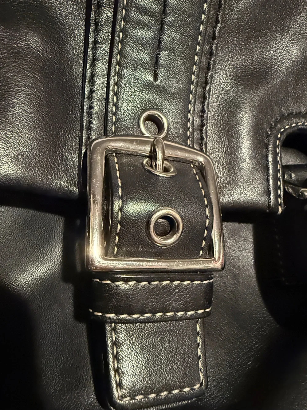 Coach sophisticated black